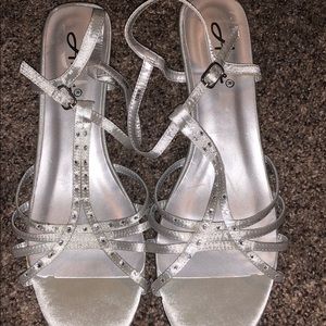 Size 10W dress shoes